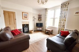 Lounge- click for photo gallery